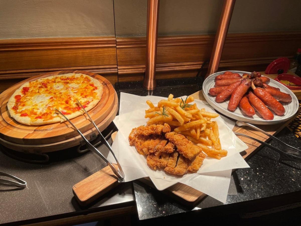 River Inn Station 高雄市 エクステリア 写真